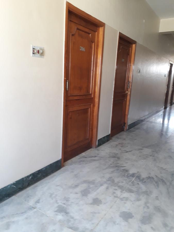 Krishna Lodge Tiruchirappalli Buitenkant foto